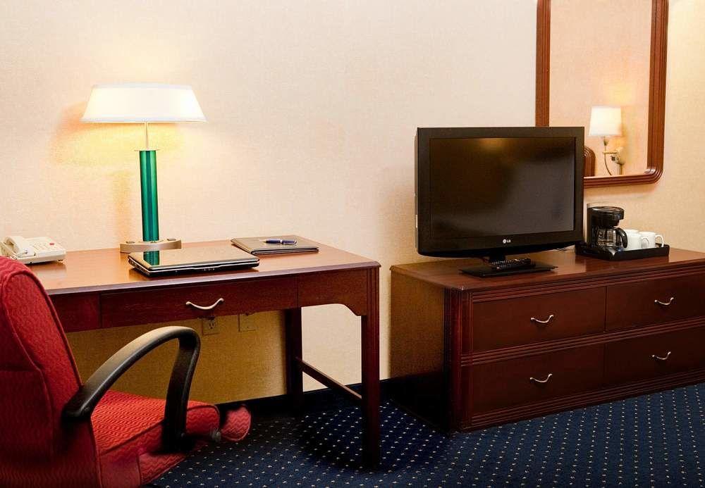 Courtyard By Marriott Livermore Exterior foto